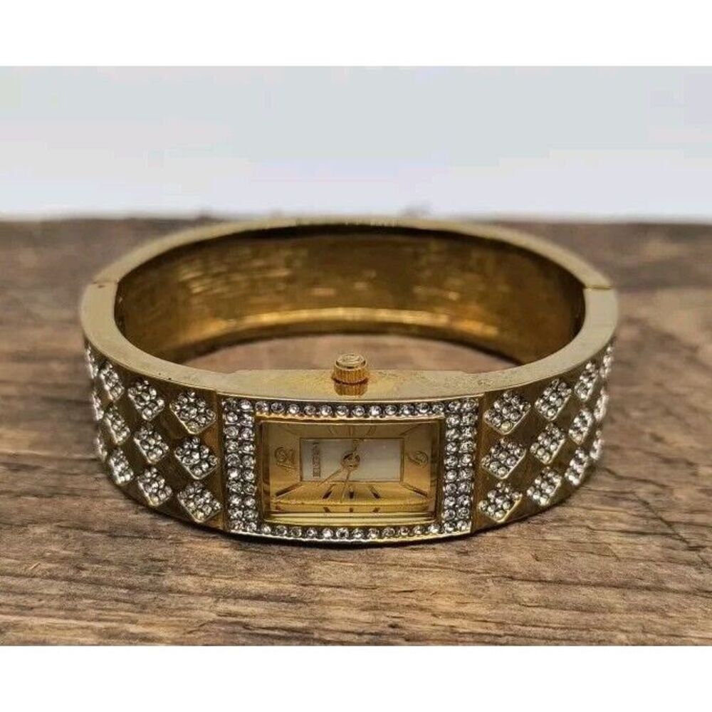Classic Ladies Elgin Gold Tone Watch With Bracelet Clasp - New Battery - Picture 4 of 8